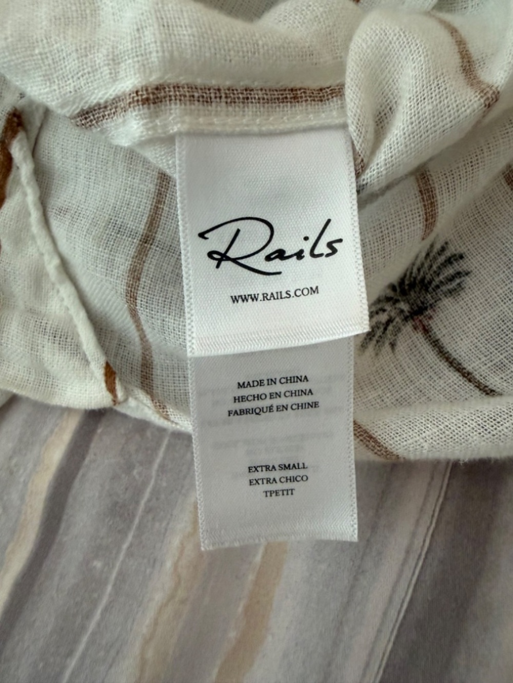 RAILS Charli Linen Blend Long Sleeve Button Front Shirt Ivory Stripe Palms Sz XS - Picture 9 of 16